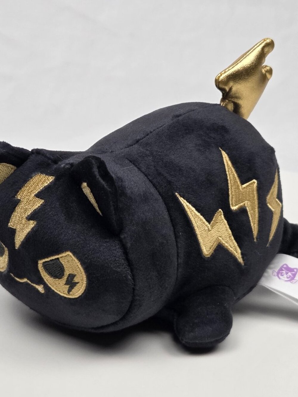 Aphmau MeeMeow 6” Elemental Mystery Plush: Lightning Cat